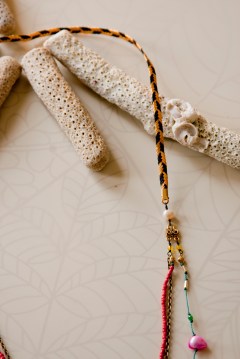 noma_tropical_flow_necklace025_detail02_web_2011